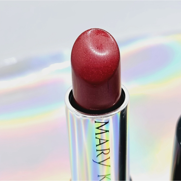 Mary Kay Scarlet Red Gel Semi-Shine Lipstick - Picture 9 of 11
